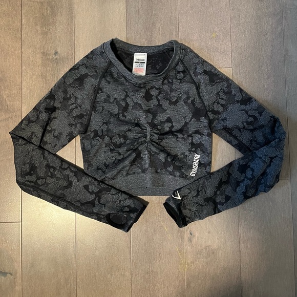 Gymshark adapt camo crop top - Picture 1 of 7